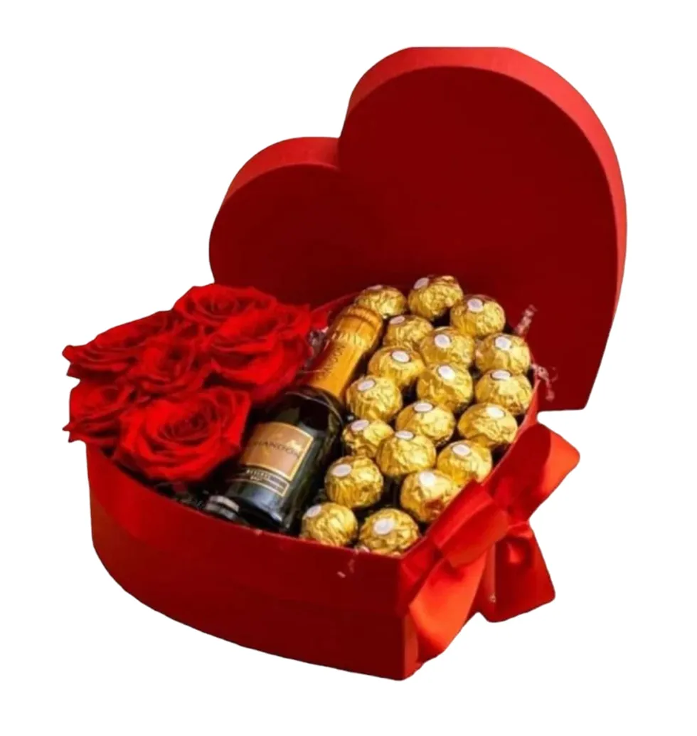 Romantic Chandon & Roses Heart Box